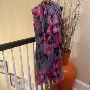 Trina Turk 100% silk dress. Lining is polyester